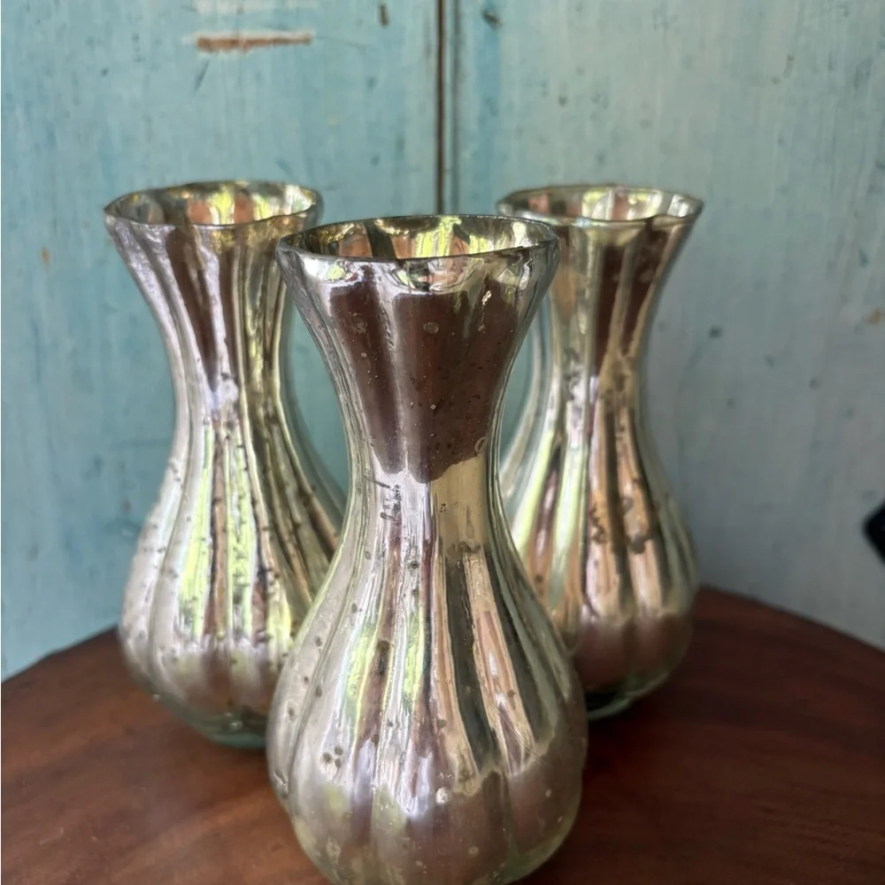 (3) Pretty Silver Mercury Glass Vases Set - Picture 3 of 13
